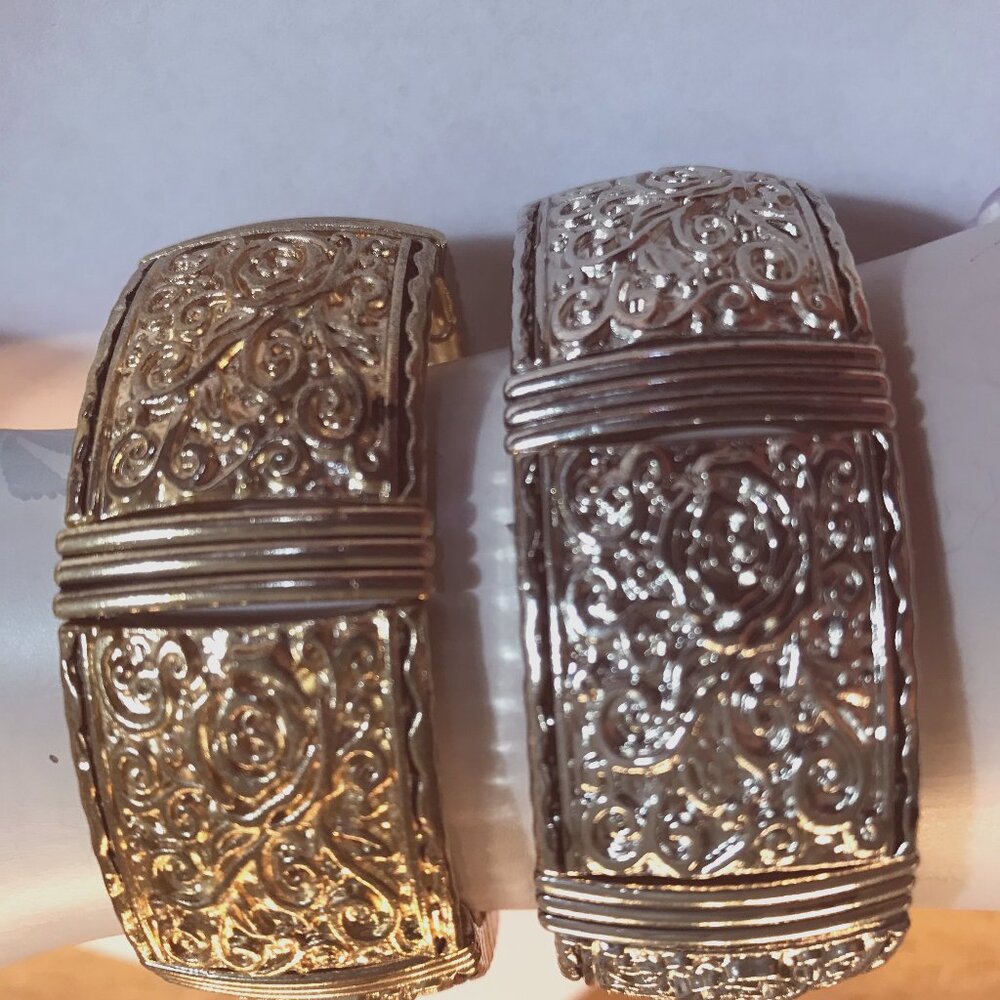 Bundle  TWo vintage stretch bracelets 1" wide  Gold and silver tone